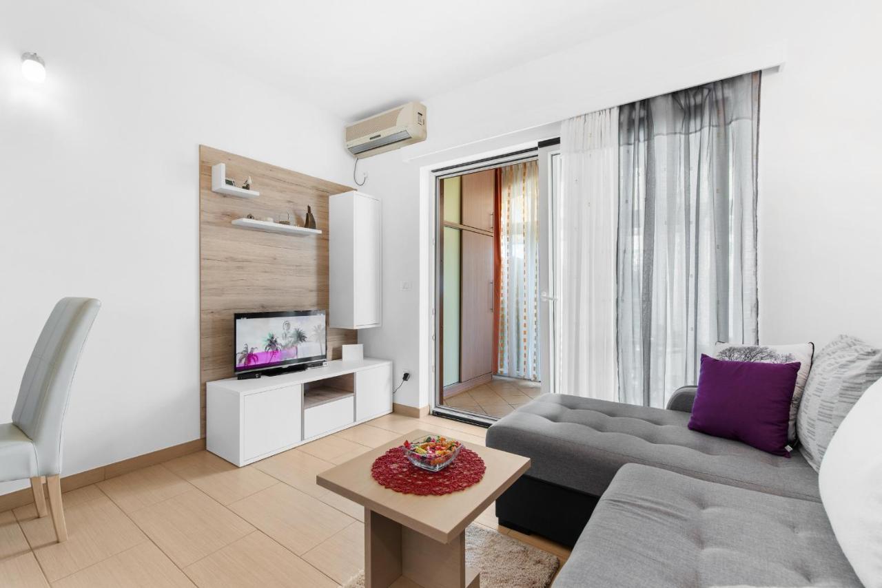 Beakovic Radosi A4 Apartment *